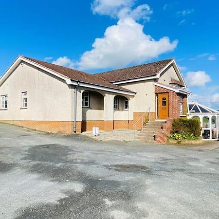 בלפסט Valley Lodge 3 Bedroom Retreat In Craigantlet Hills מראה חיצוני תמונה
