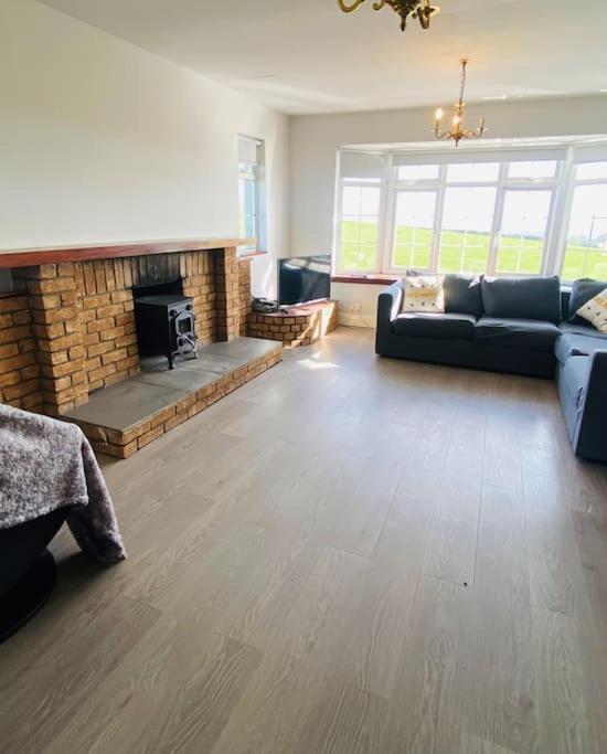 בלפסט Valley Lodge 3 Bedroom Retreat In Craigantlet Hills מראה חיצוני תמונה